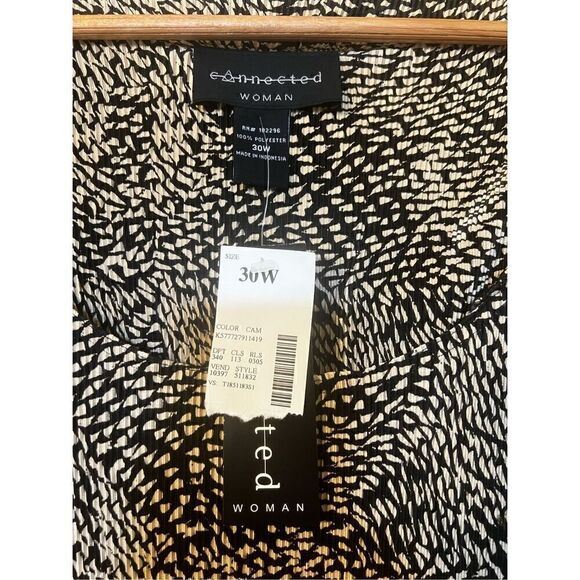 Connected Apparel Women’s 30W Open Front Cardigan Black Cream Animal Print NWT - Picture 3 of 7